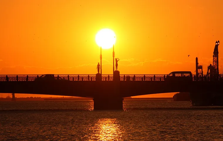 幣舞（ぬさまい）橋