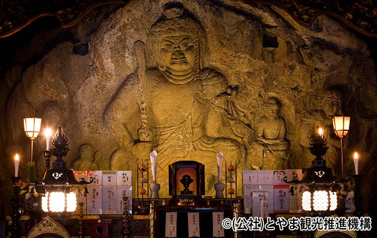 大岩山日石寺