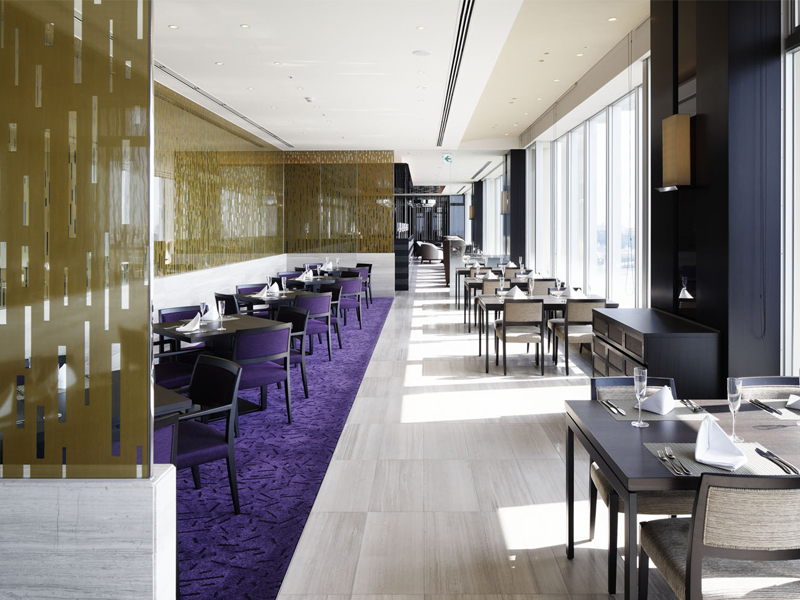 レストラン「Dining19」