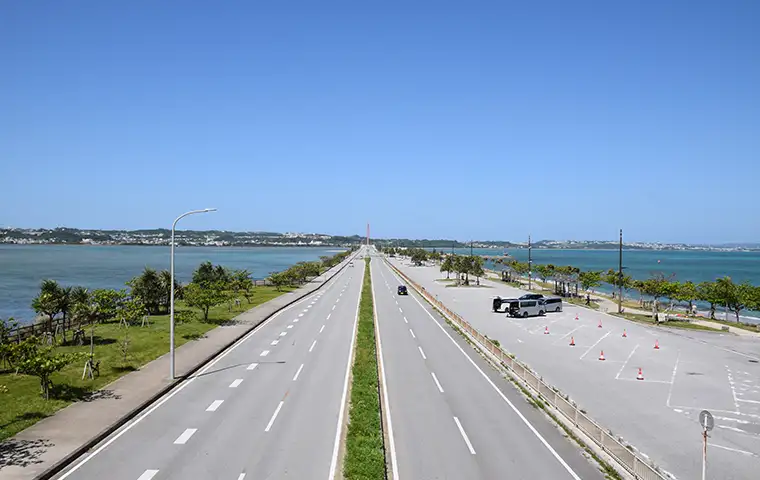 海中道路