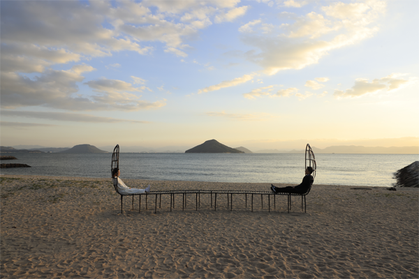 海を夢見る人々の場所