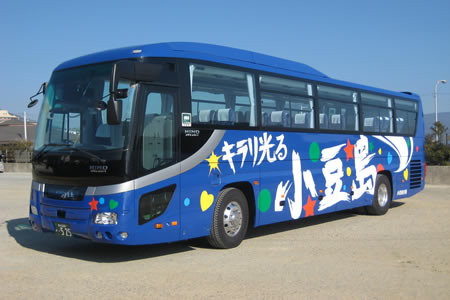画像:観光バス