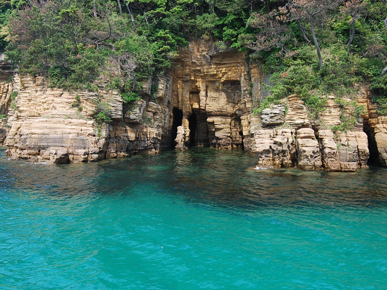 日帰りで壱岐の島旅!往復福岡空港利用!観光バスでのんびり島内観光♪沖縄発 3泊4日